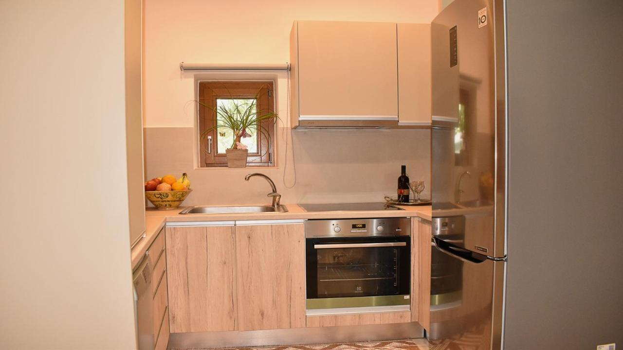 Platanus House Villa Meskla Exterior photo